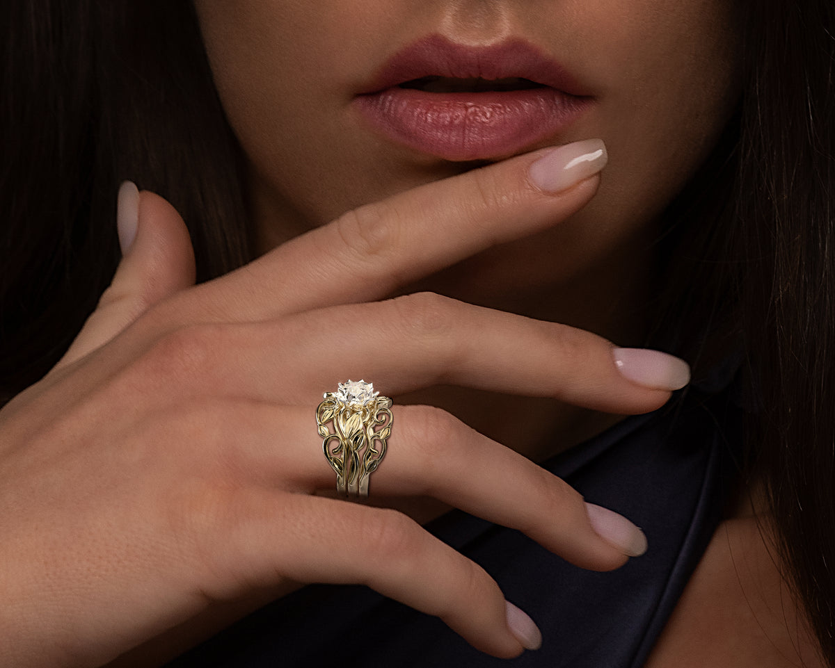 Premium Moissanite Flower Wedding Ring Set