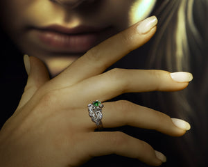 Emerald Flower Bridal Ring Set